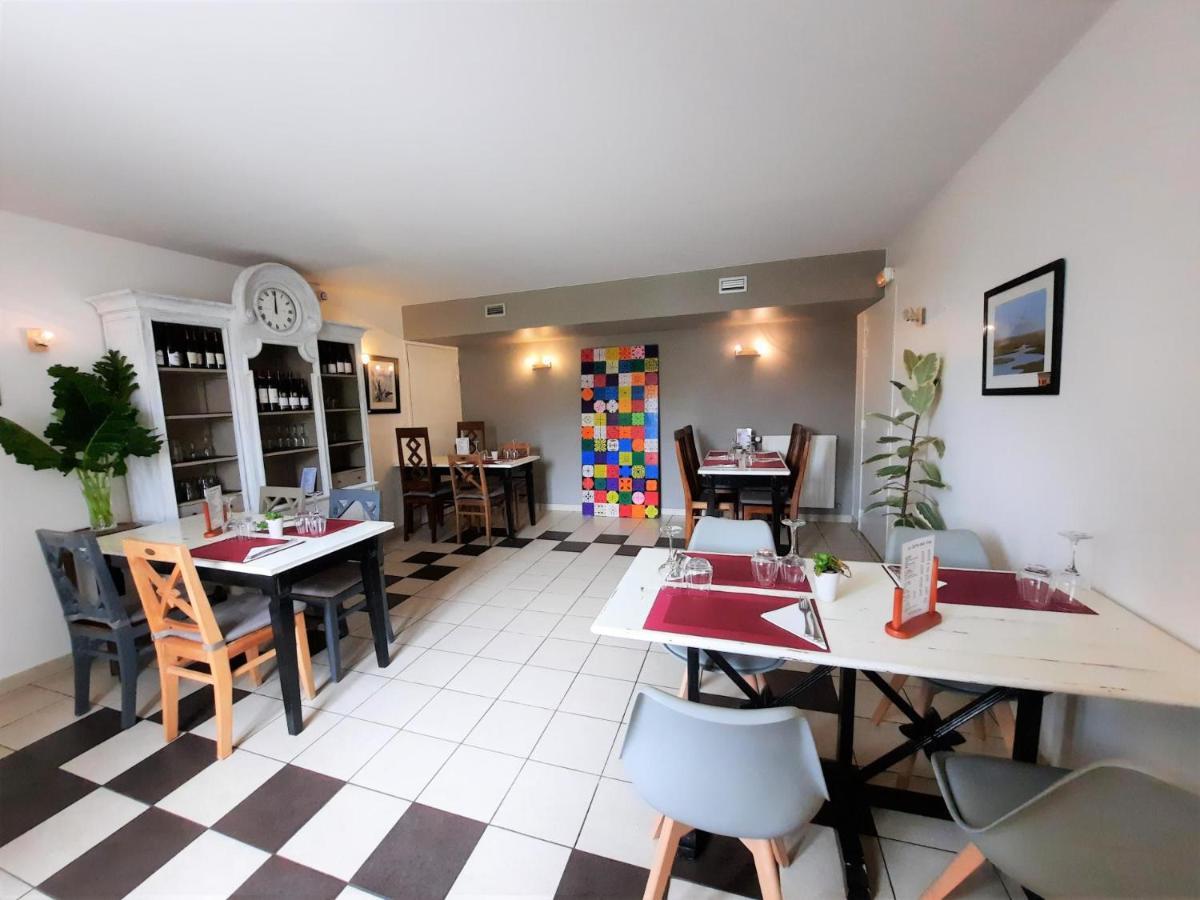 Logis De Carolles